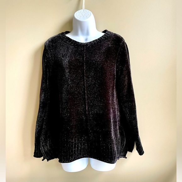 ‼️SALE‼️$25 Like/Bundle/Offer NWOT Black Chenille Oversized Sweater - Picture 6 of 6